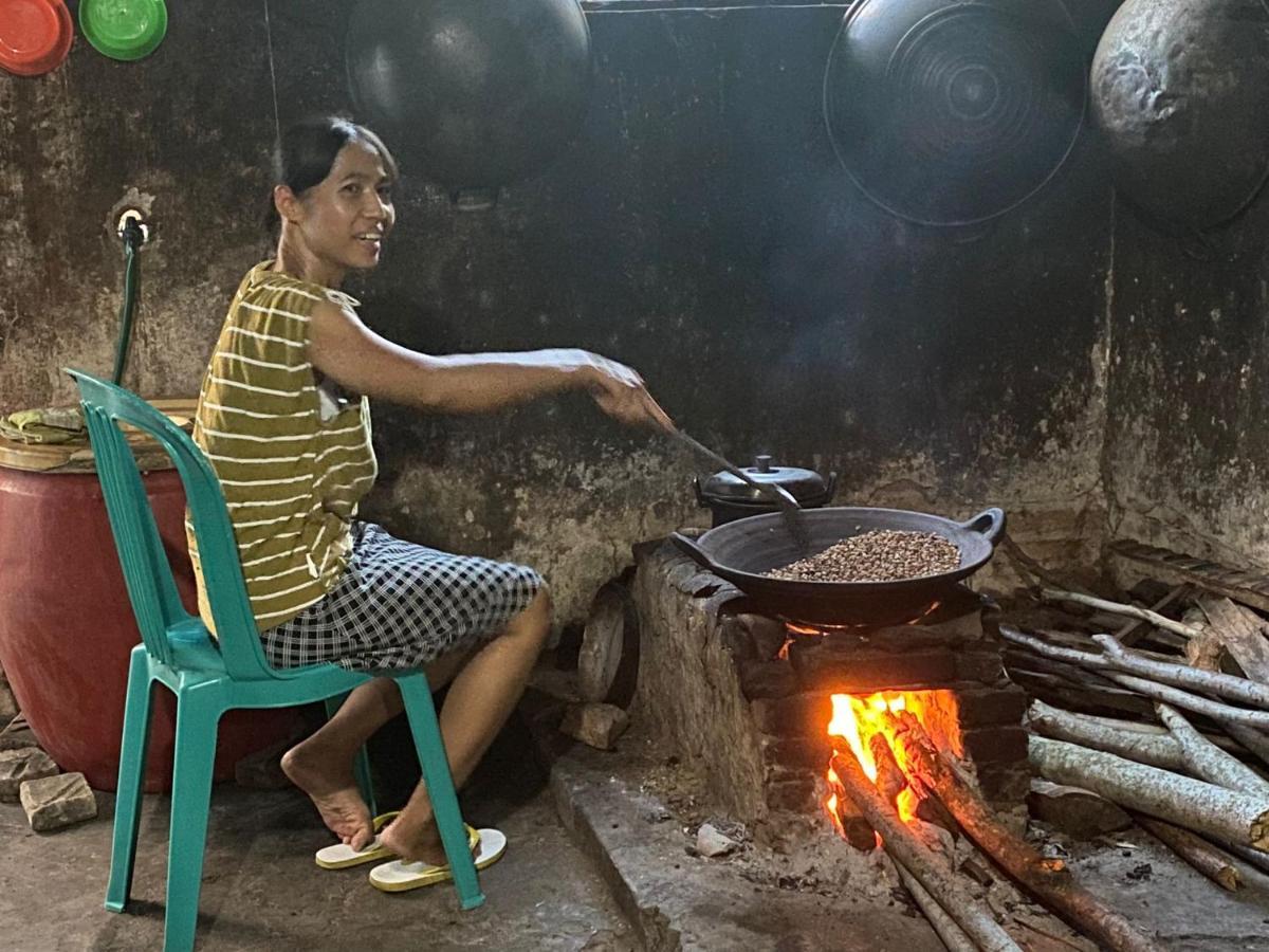 Adventure Turtle Homestay Meru Betiri Sarungan エクステリア 写真