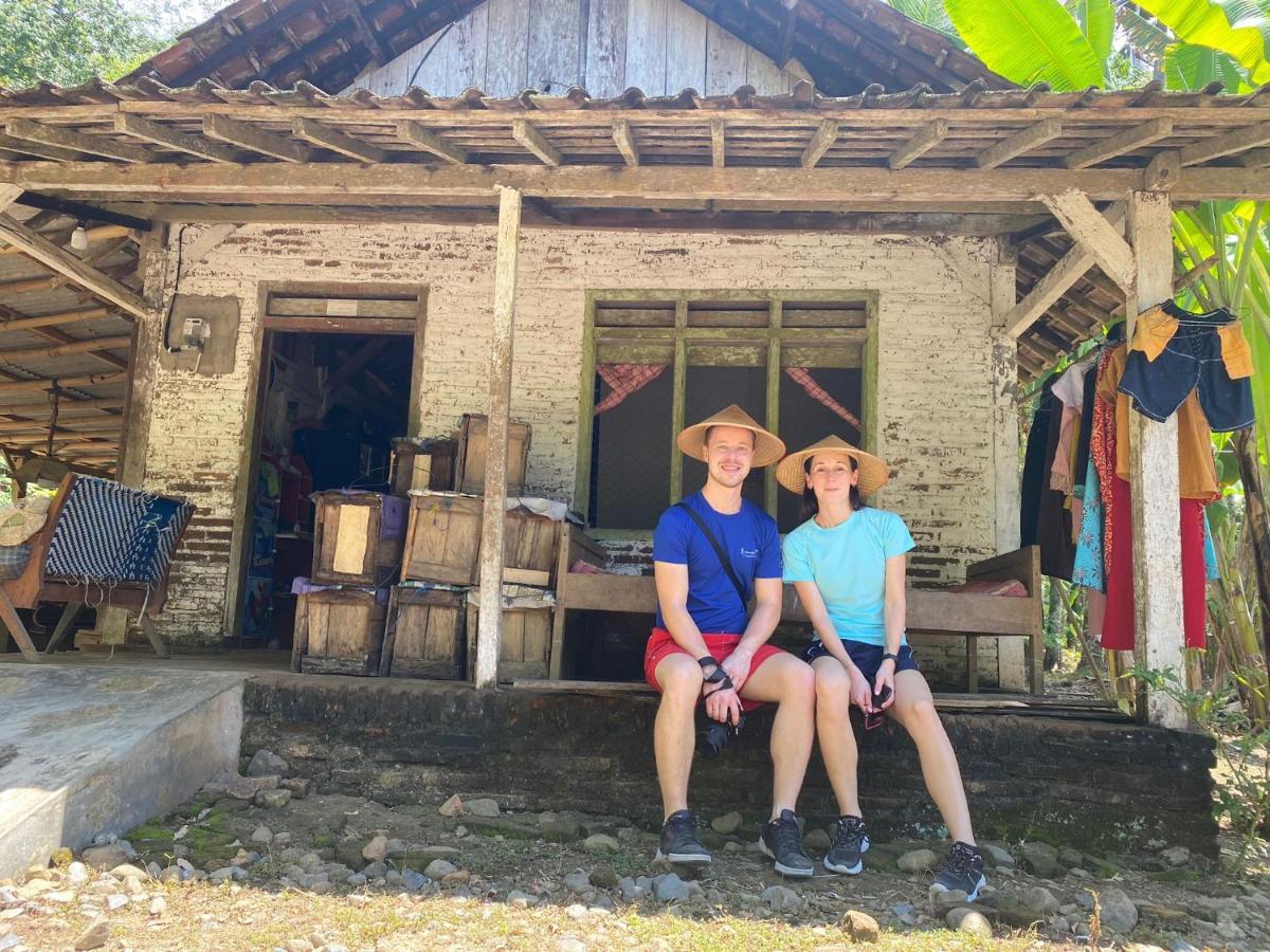 Adventure Turtle Homestay Meru Betiri Sarungan エクステリア 写真